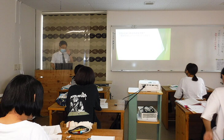 「9月9日　四国歯科衛生士学院専門学校　1年生に　歯周病の講義に行ってきた！」
