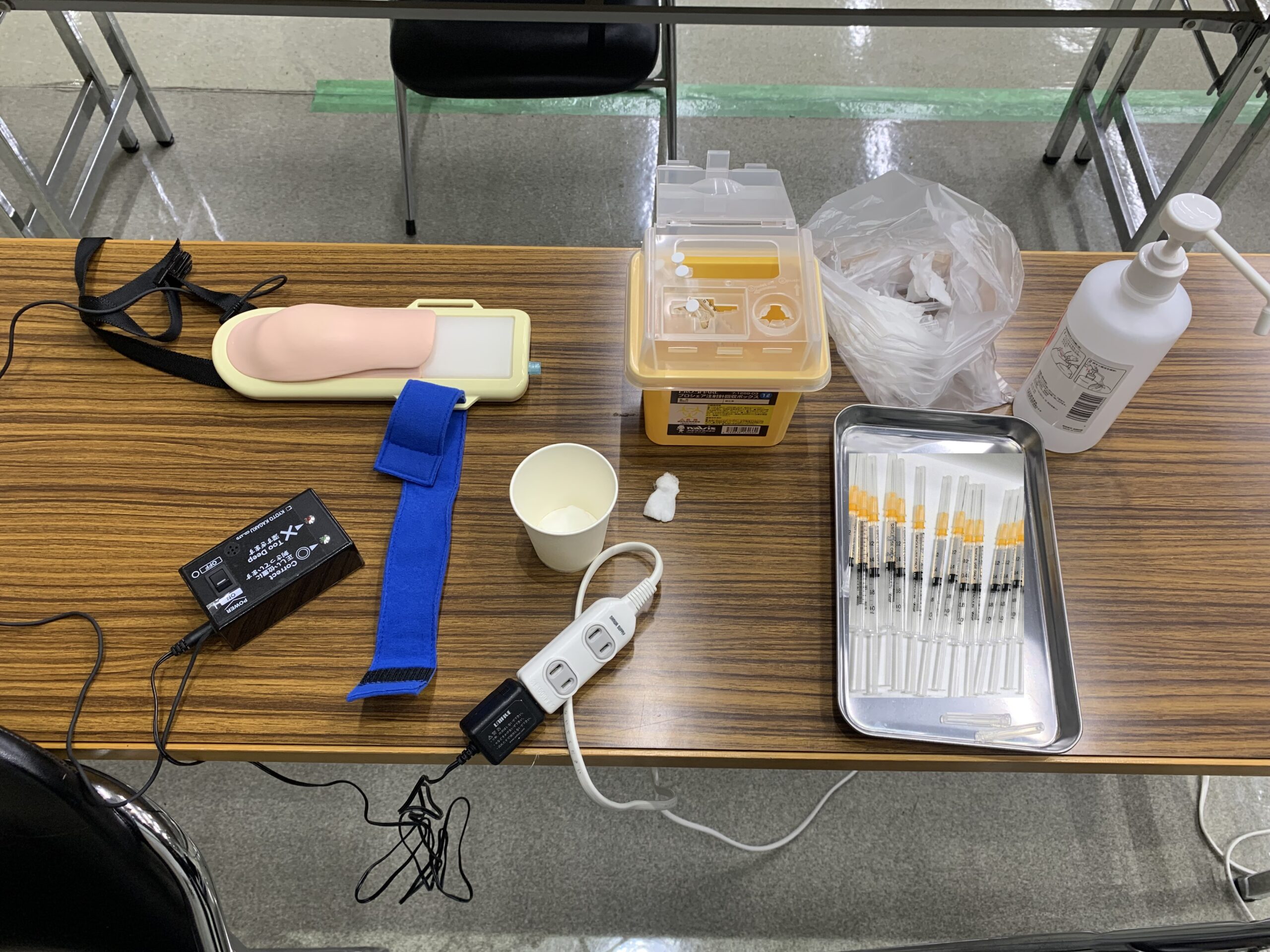 新型コロナワクチン接種　筋肉内注射実技研修